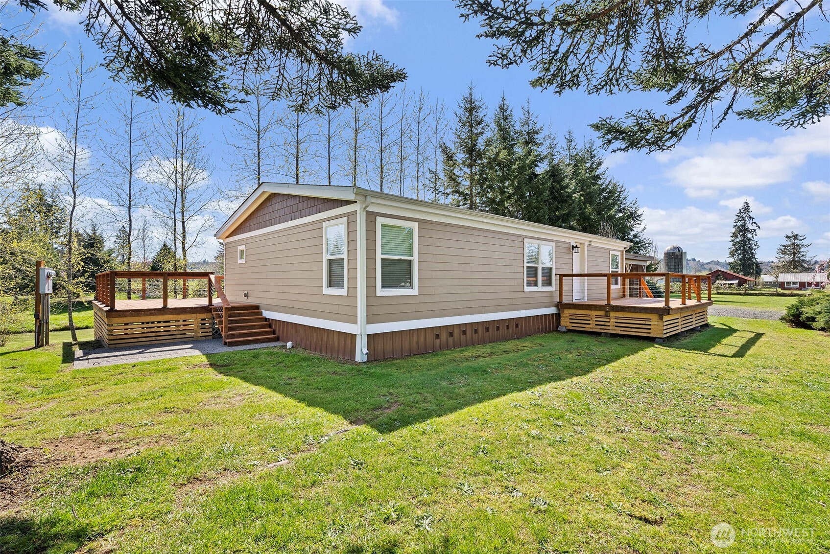 155 Camp One Road Raymond WA 98577