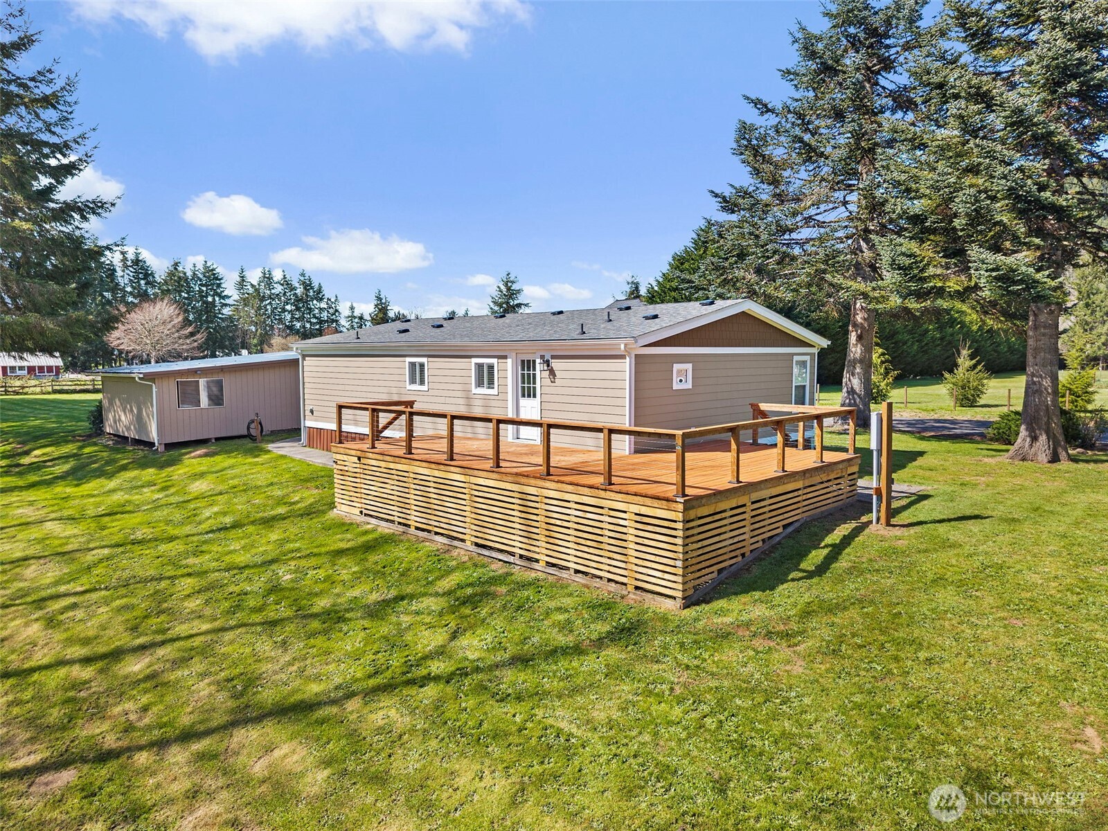 155 Camp One Road Raymond WA 98577