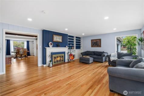 18 Ponce De Leon Creek SW Lakewood WA 98499