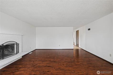 5676 S I Street Tacoma WA 98408