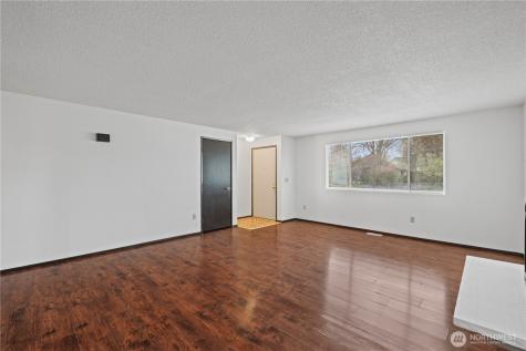 5676 S I Street Tacoma WA 98408