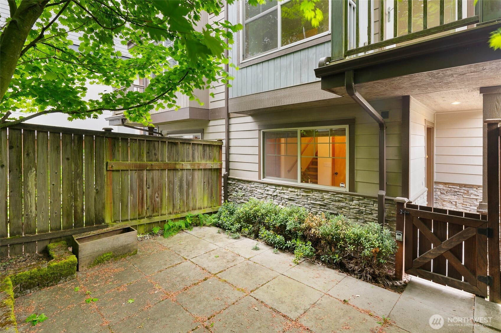 140 21st Avenue E Seattle WA 98112