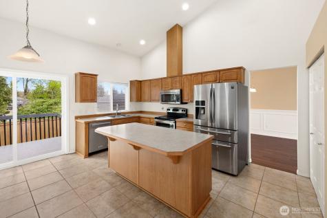 8307 210th Avenue Ct E Bonney Lake WA 98391