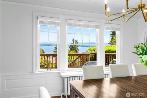 1112 35th Avenue Seattle WA 98122