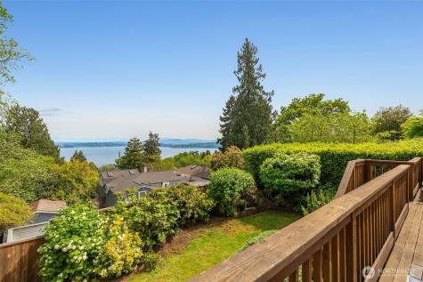 1112 35th Avenue Seattle WA 98122