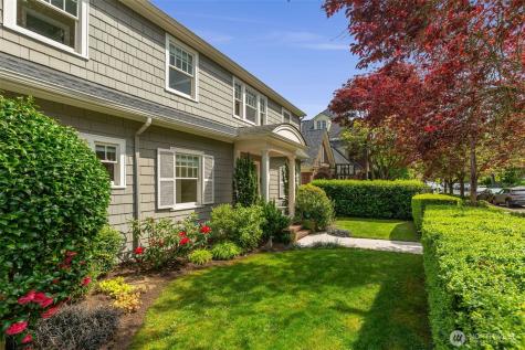1112 35th Avenue Seattle WA 98122