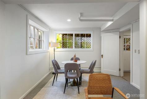 1112 35th Avenue Seattle WA 98122