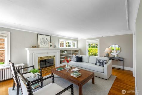 1112 35th Avenue Seattle WA 98122