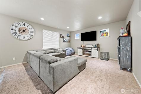 736 S Rees Street Moses Lake WA 98837