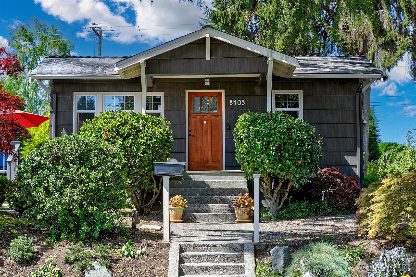 8403 32nd Avenue SW Seattle WA 98126
