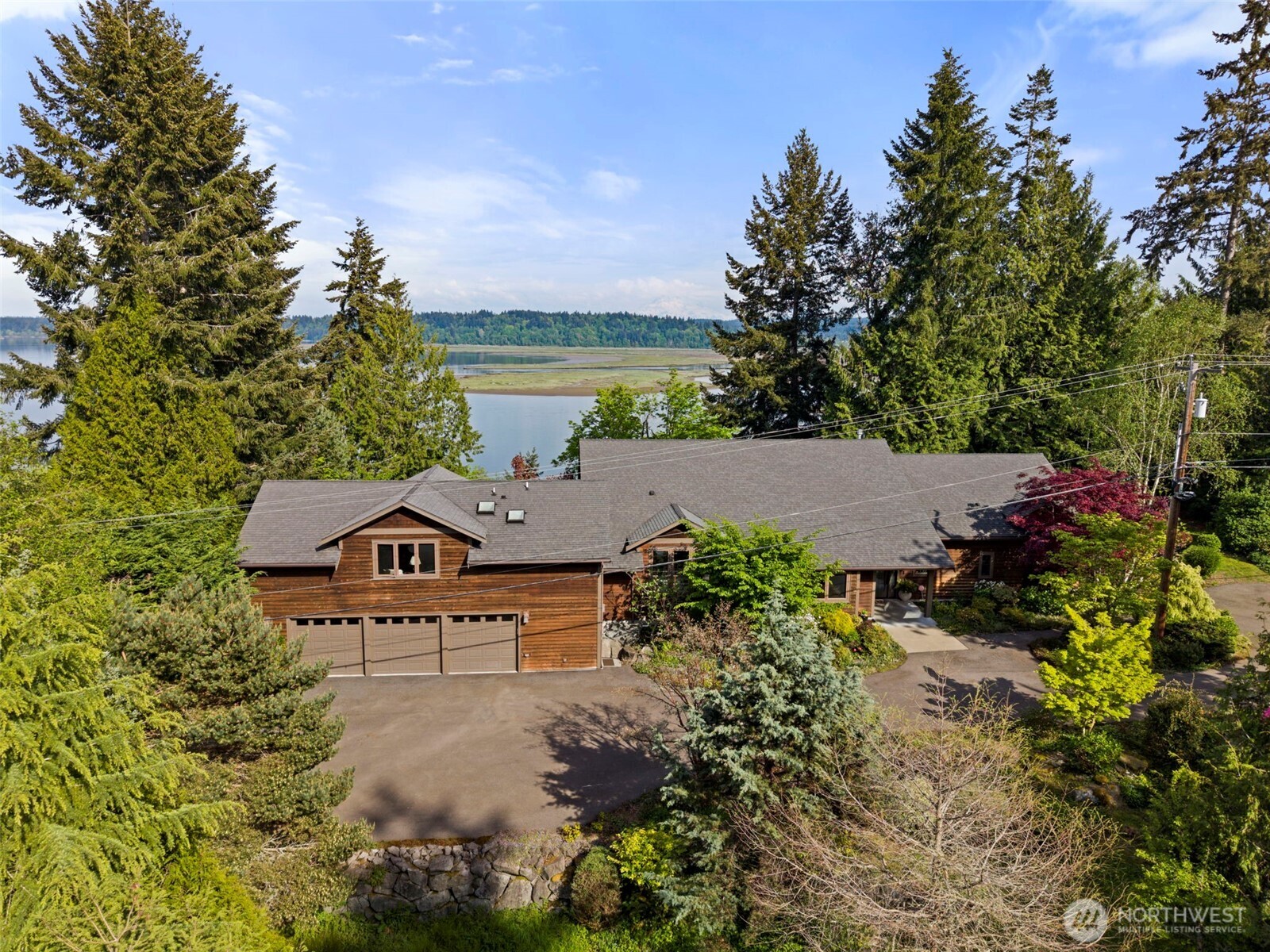 4702 Luhr Road NE Olympia WA 98516