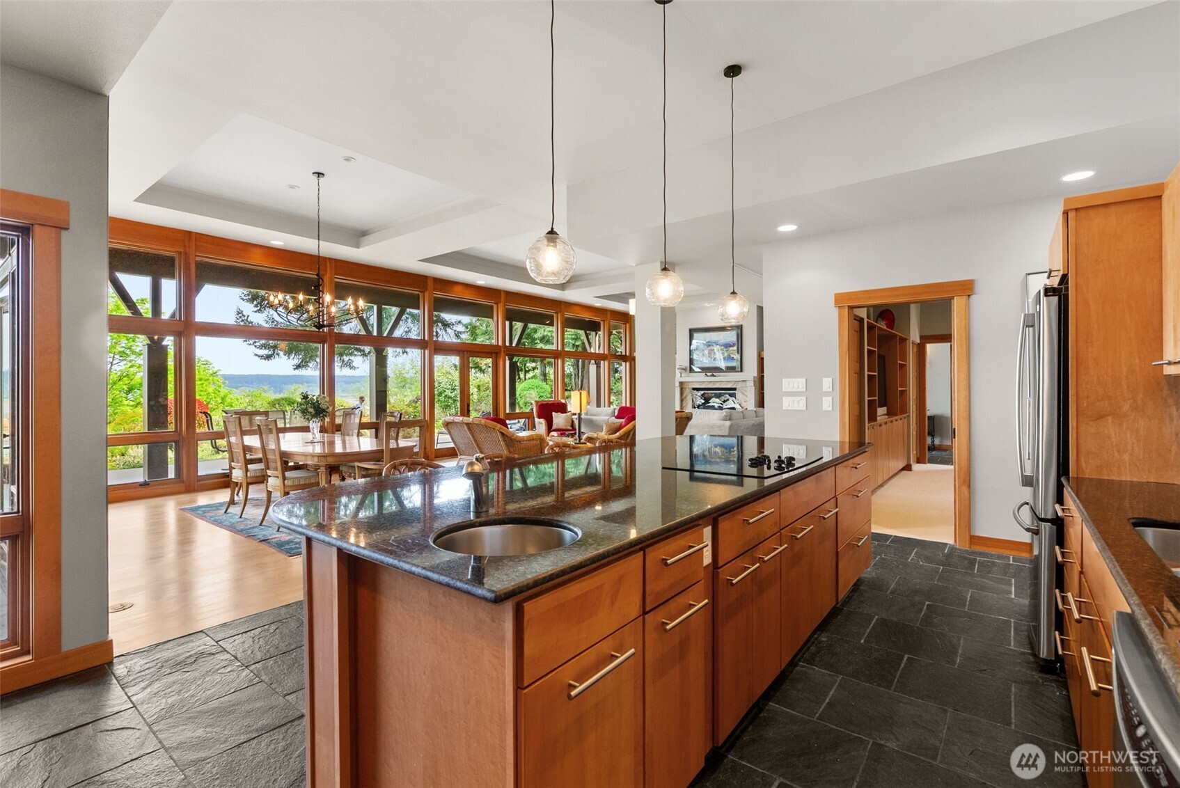 4702 Luhr Road NE Olympia WA 98516