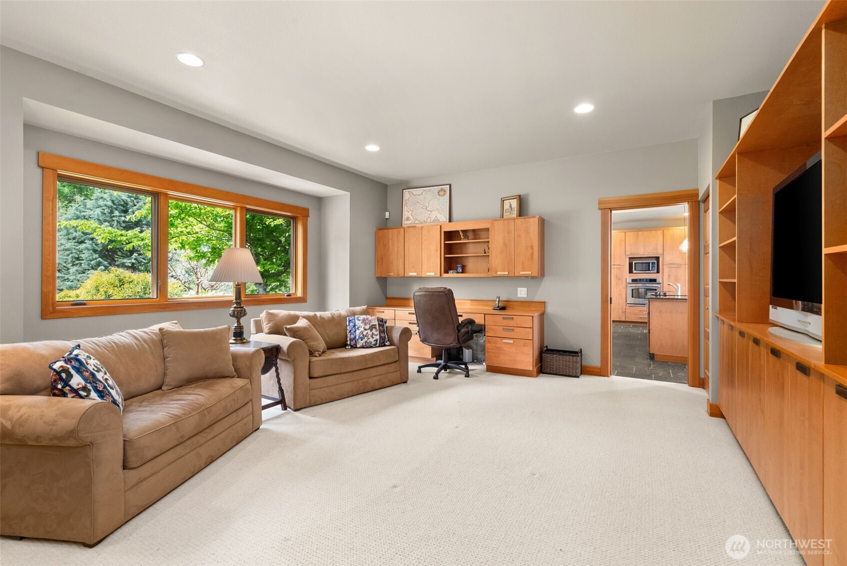 4702 Luhr Road NE Olympia WA 98516