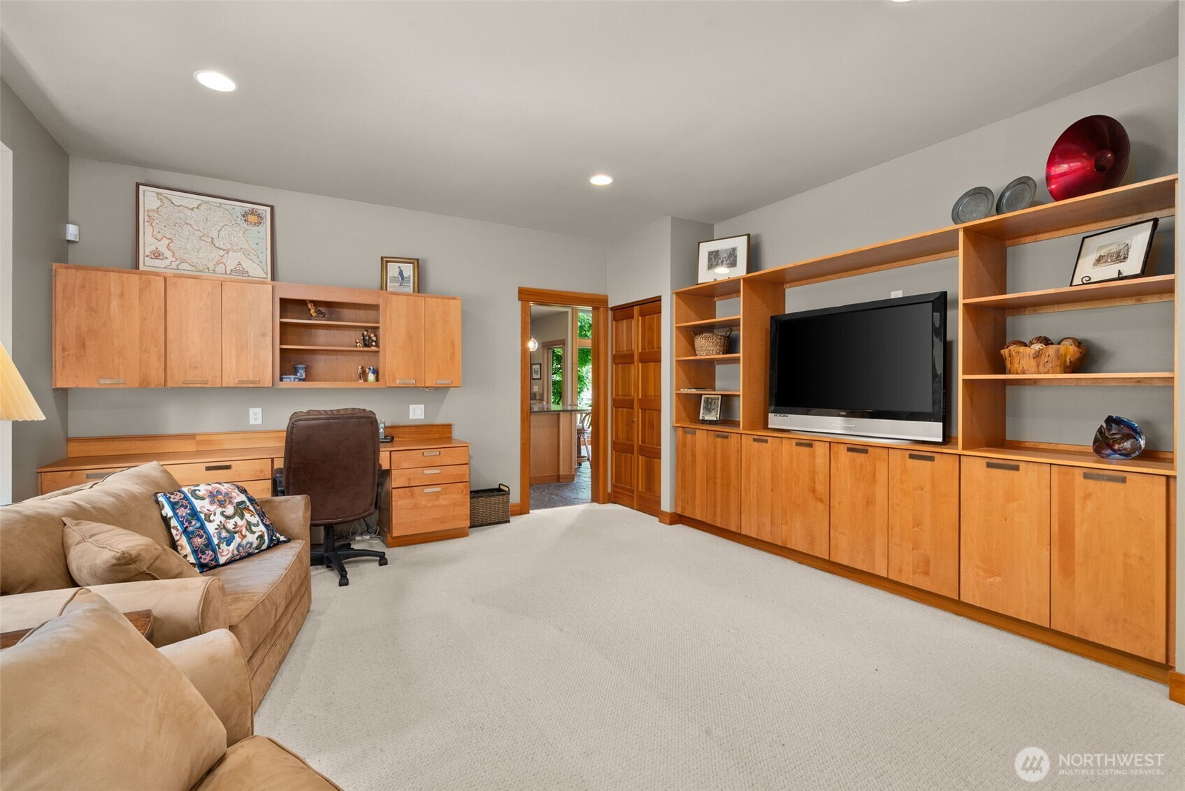 4702 Luhr Road NE Olympia WA 98516