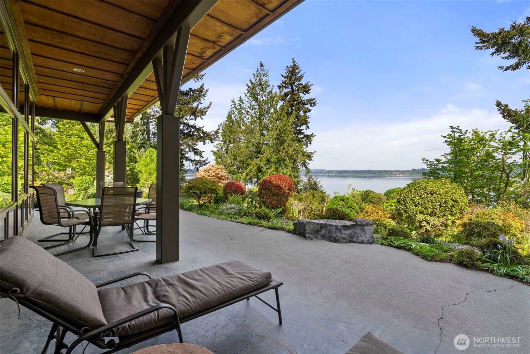 4702 Luhr Road NE Olympia WA 98516