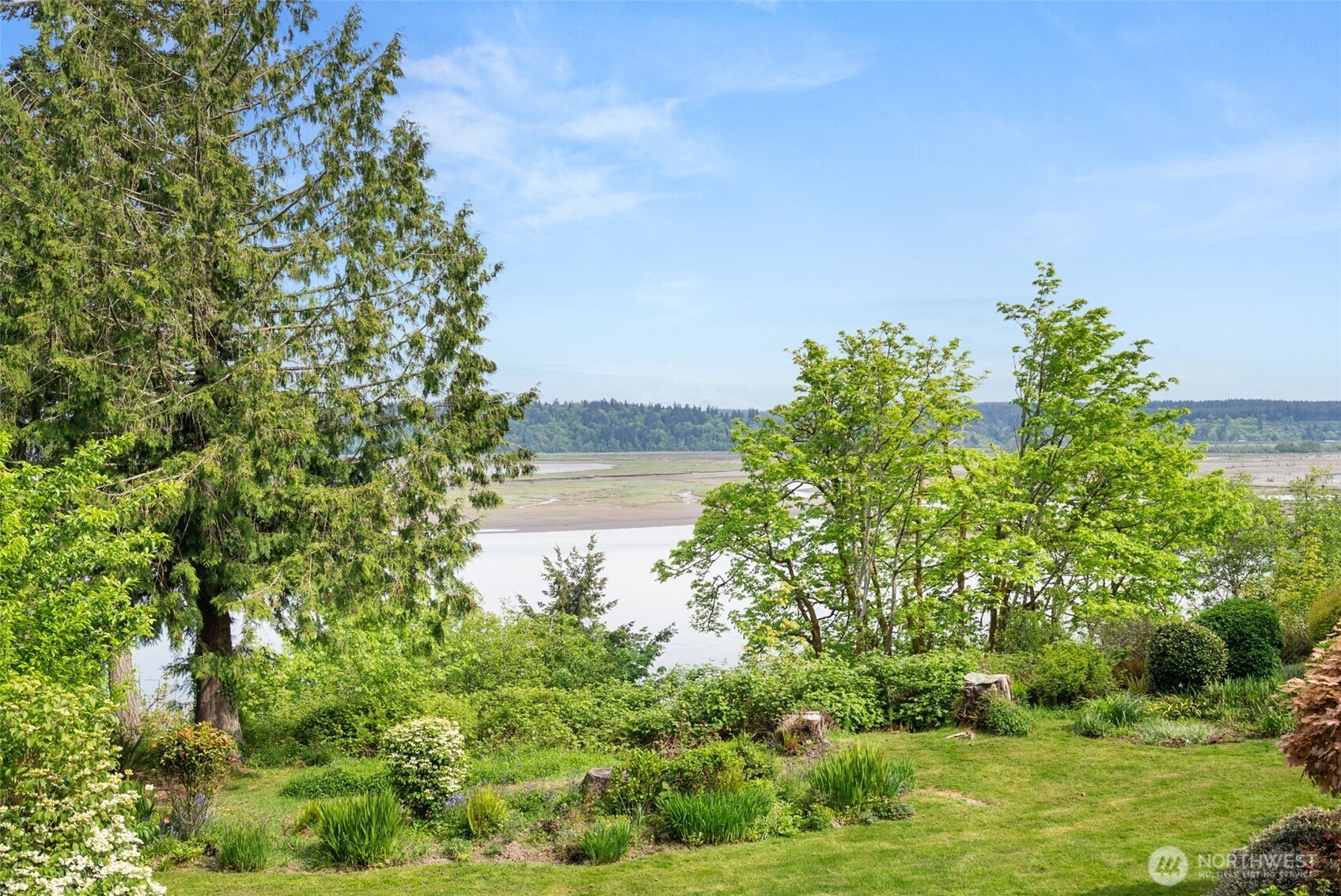 4702 Luhr Road NE Olympia WA 98516