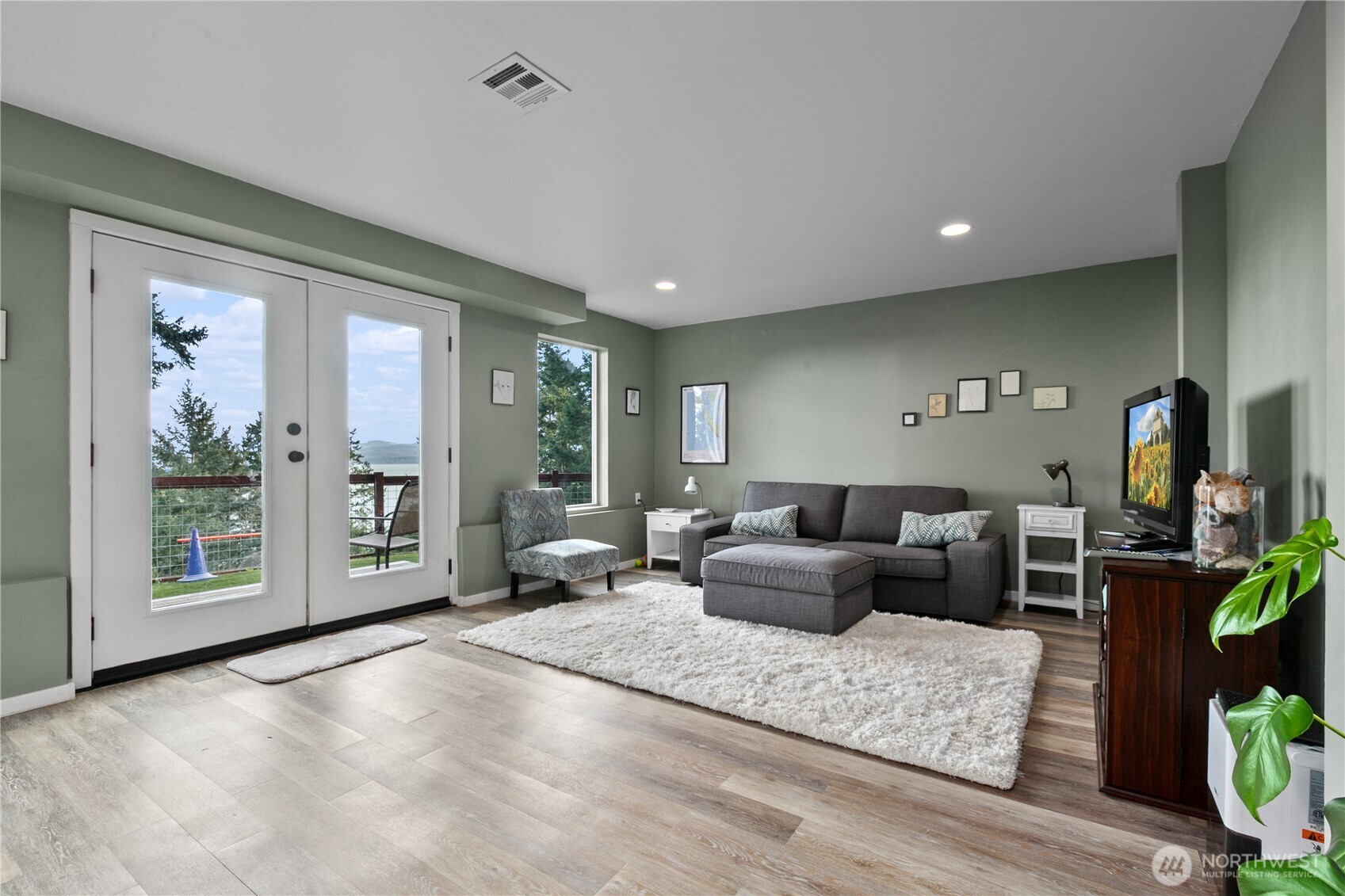 1103 Berry Way Lummi Island WA 98262