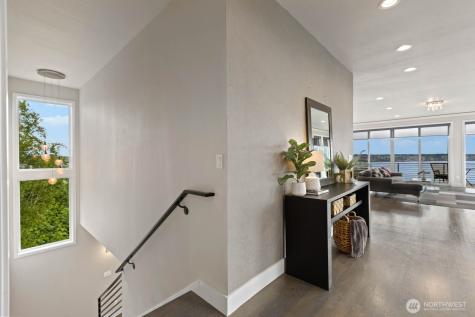 1422 Browns Point Boulevard Tacoma WA 98422
