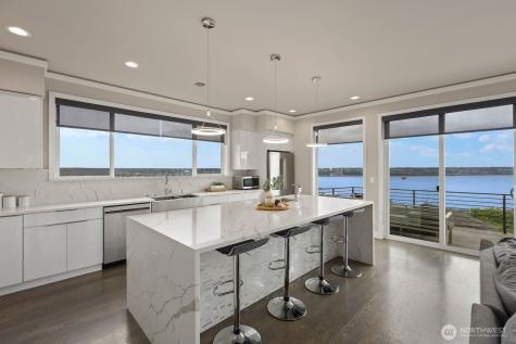 1422 Browns Point Boulevard Tacoma WA 98422