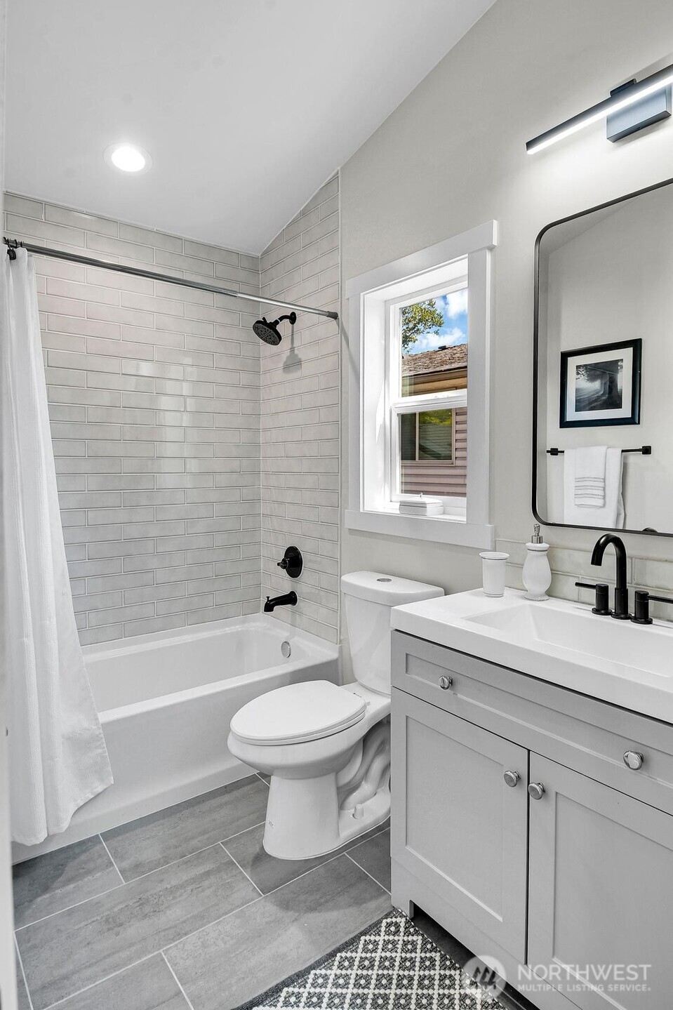 8101 15th Avenue SW Seattle WA 98106