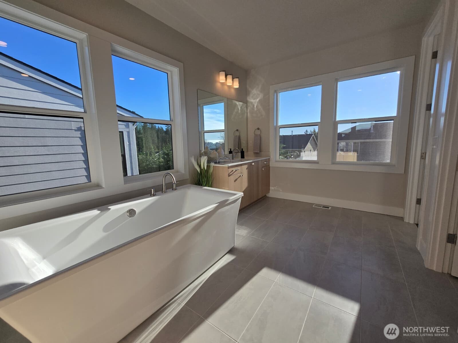 13809 SE 85th Street Newcastle WA 98059