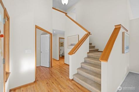 19811 13th Place W Lynnwood WA 98036