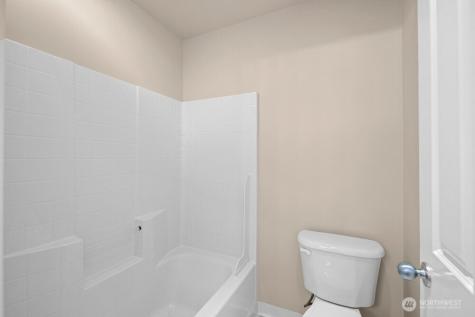 19811 13th Place W Lynnwood WA 98036