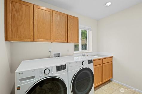 19811 13th Place W Lynnwood WA 98036