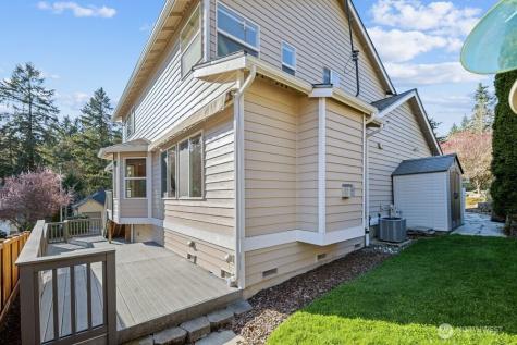 19811 13th Place W Lynnwood WA 98036