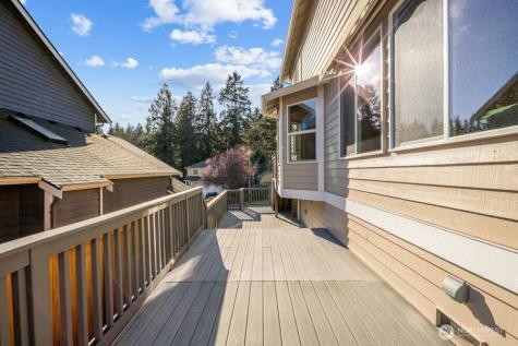 19811 13th Place W Lynnwood WA 98036
