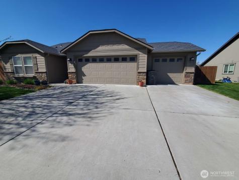 192 S Osborne Street Kennewick WA 99336