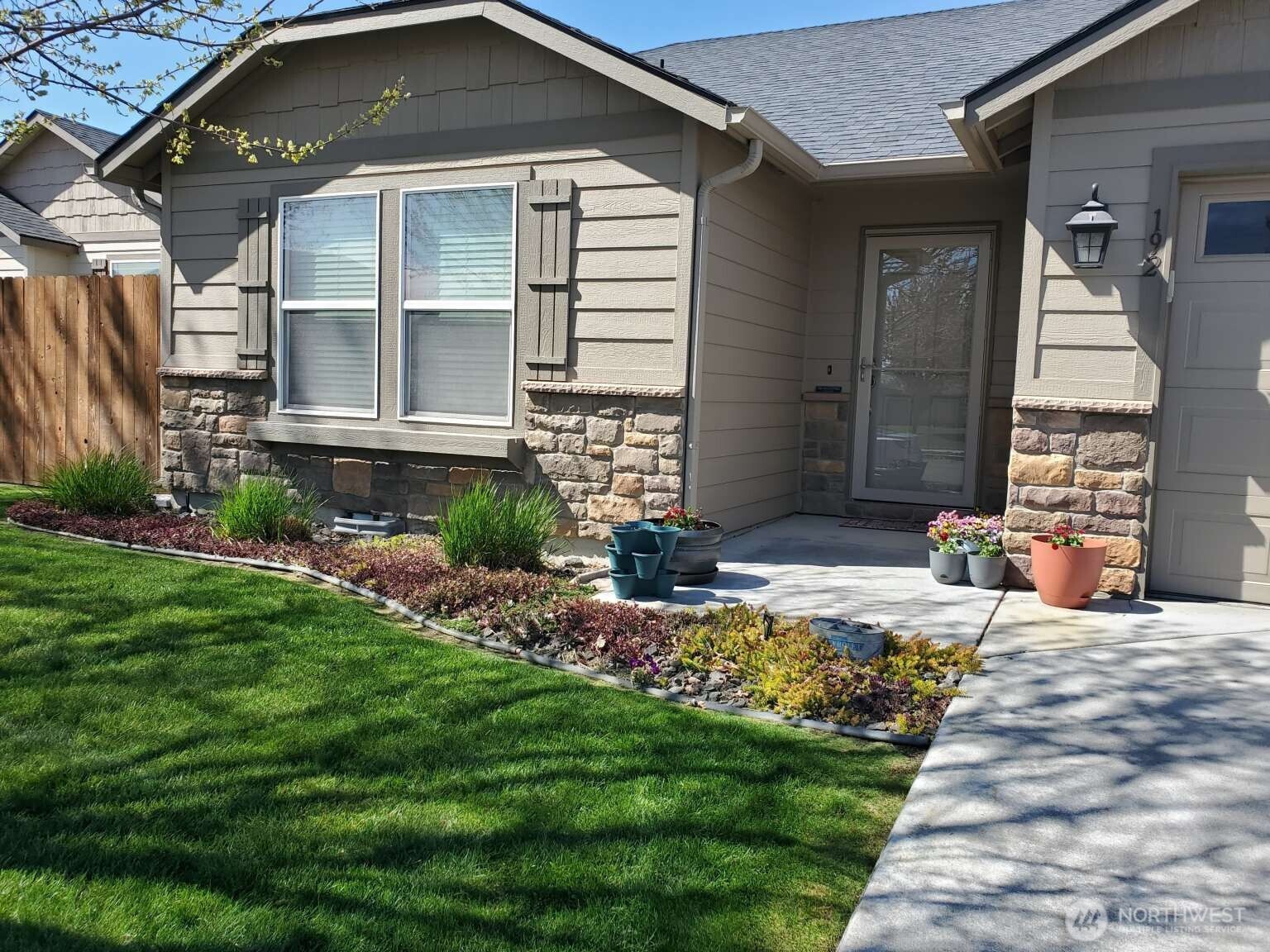 192 S Osborne Street Kennewick WA 99336