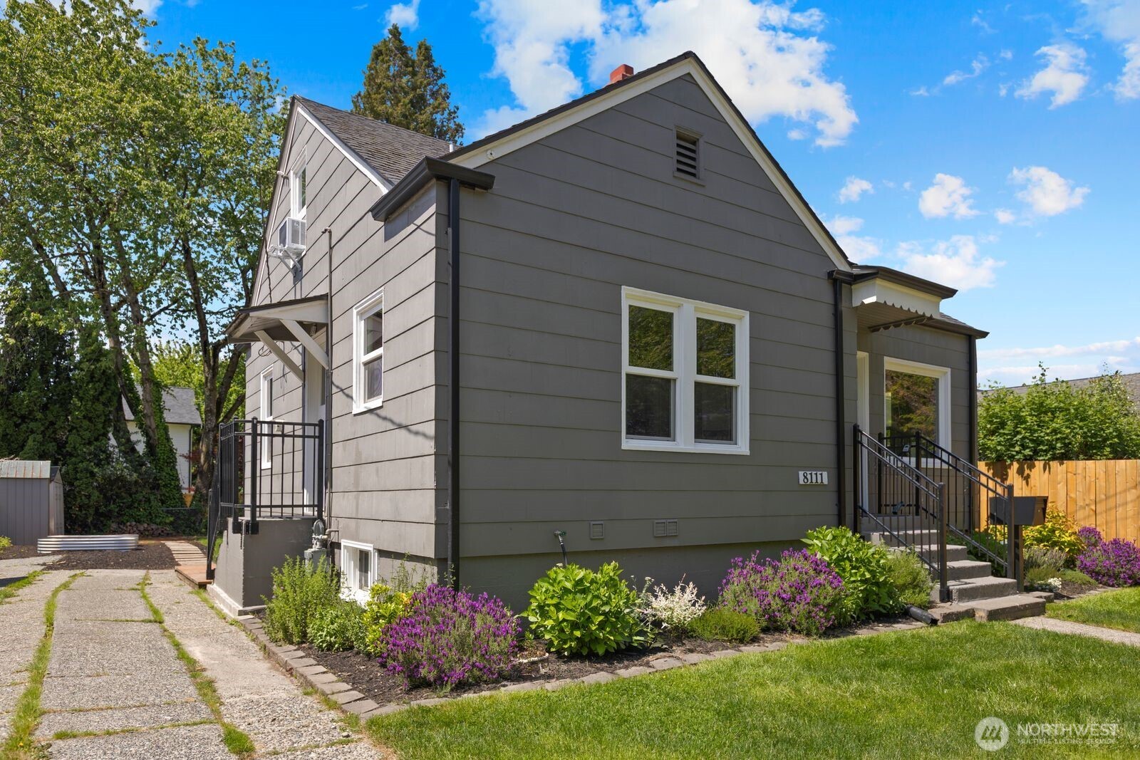 8111 10th Avenue S Seattle WA 98108