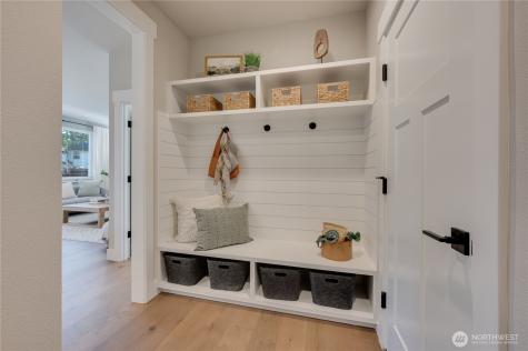 217 156th Place SW Lynnwood WA 98087