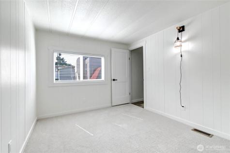 18501 52nd Avenue Lynnwood WA 98037