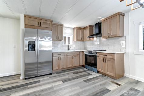 18501 52nd Avenue Lynnwood WA 98037