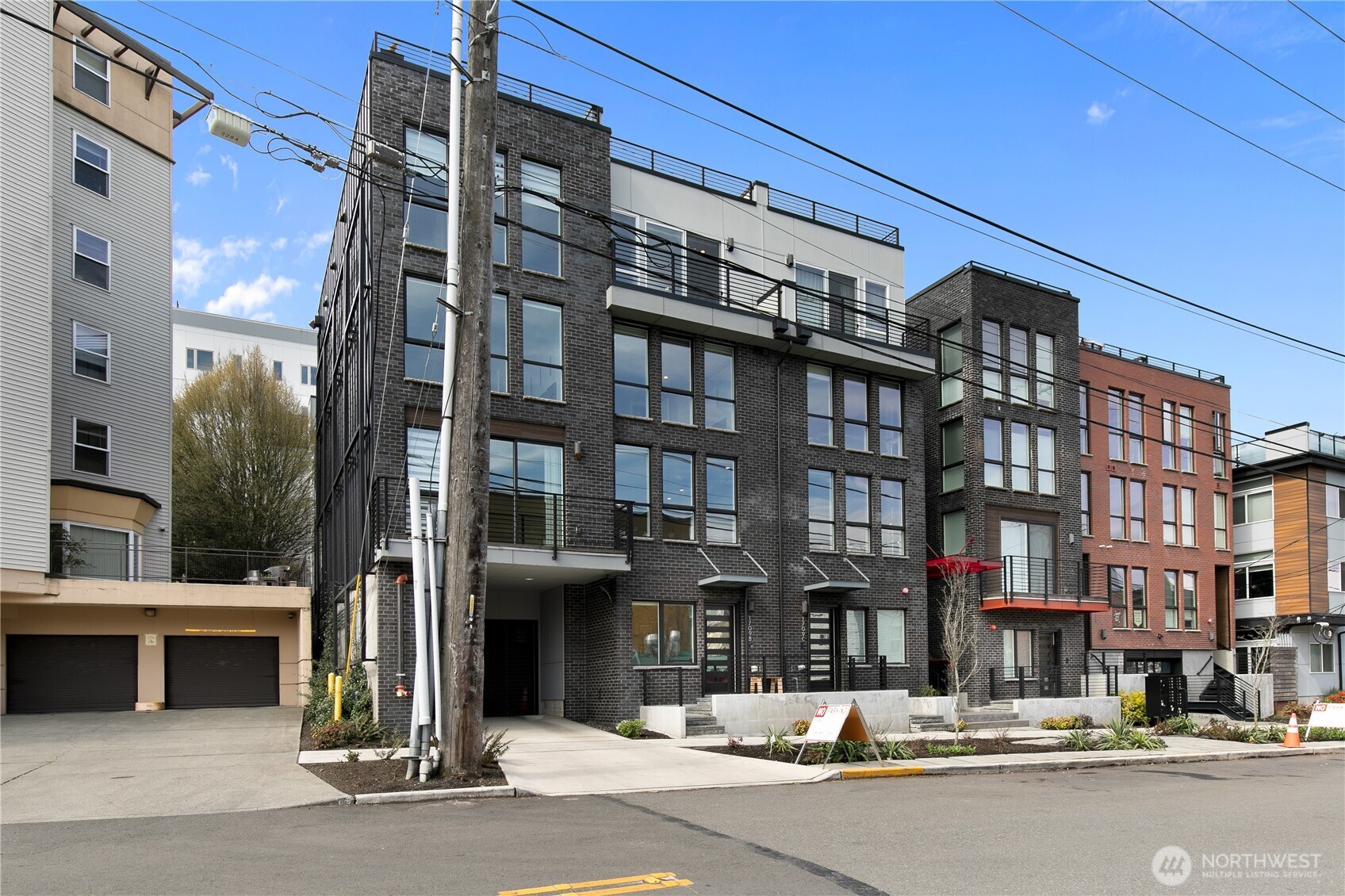 1709 20th Avenue Seattle WA 98122