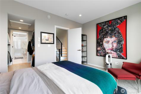 1709 20th Avenue Seattle WA 98122