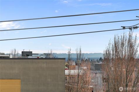 1709 20th Avenue Seattle WA 98122