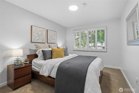 2017 Jones Circle SE Renton WA 98055