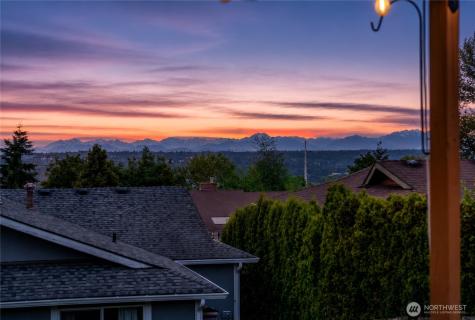 2017 Jones Circle SE Renton WA 98055
