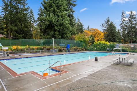 2017 Jones Circle SE Renton WA 98055