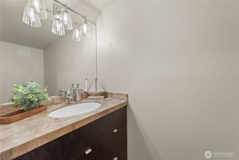 520 176th Lane NE Bellevue WA 98008