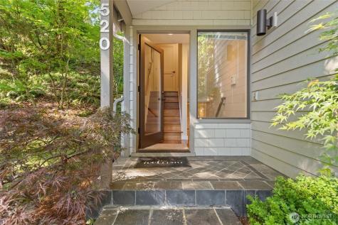 520 176th Lane NE Bellevue WA 98008