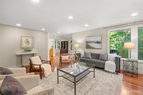 520 176th Lane NE Bellevue WA 98008