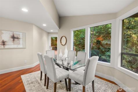 520 176th Lane NE Bellevue WA 98008