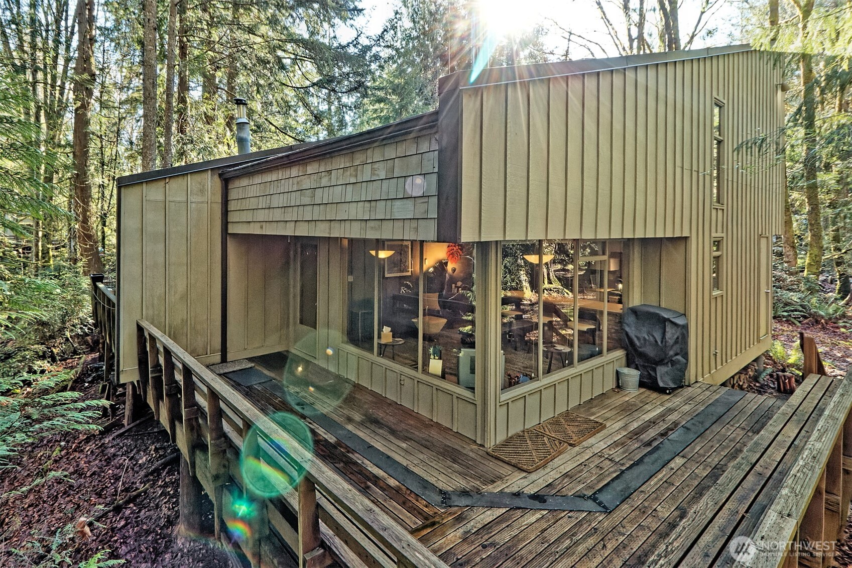 731 E Promontory Road Shelton WA 98584