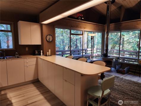 731 E Promontory Road Shelton WA 98584