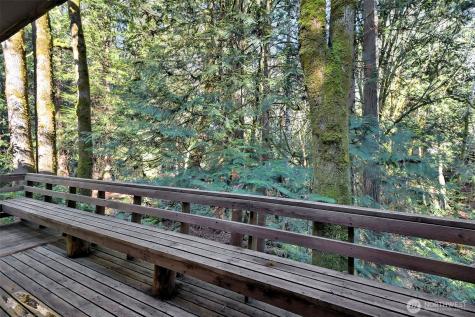731 E Promontory Road Shelton WA 98584