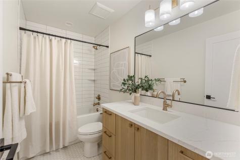 11607 NE 112th Street Kirkland WA 98033